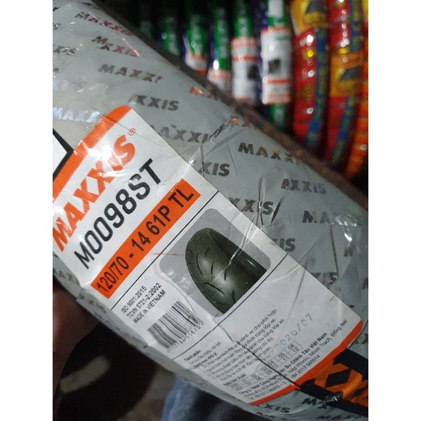 Vỏ  maxxis 120/70 -14 , xe PCX