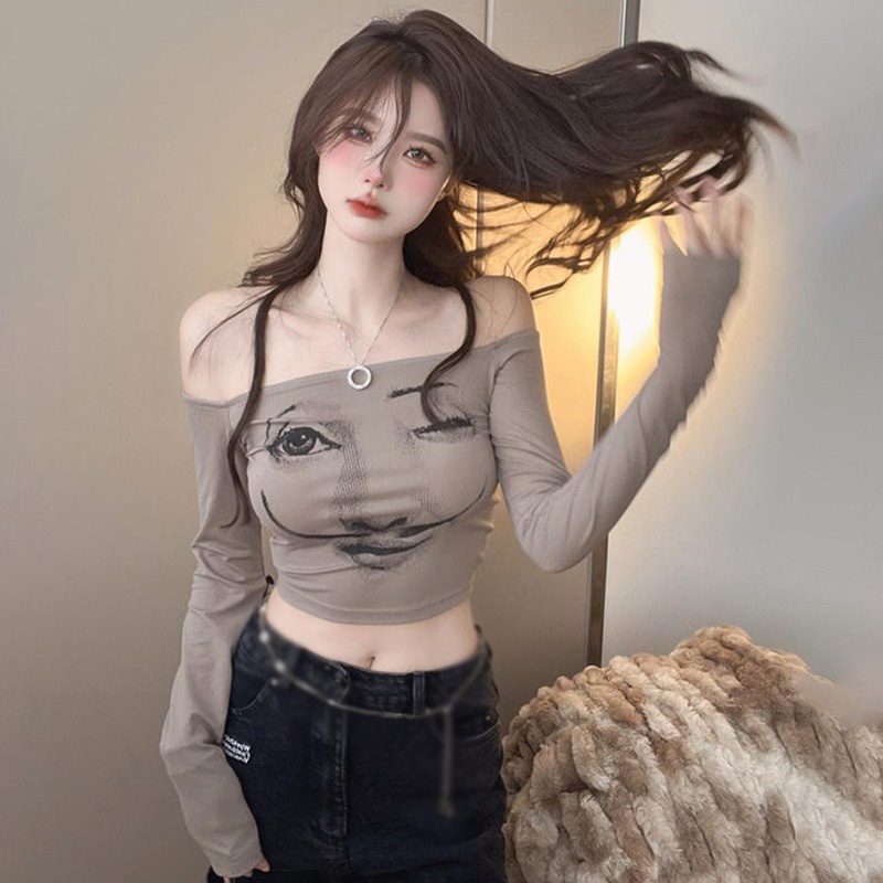 Áo Thun Croptop Tay Dài Dáng Ôm Hở Vai In Họa Tiết Khuôn Mặt Thời Trang Hàn Quốc Cho Nữ