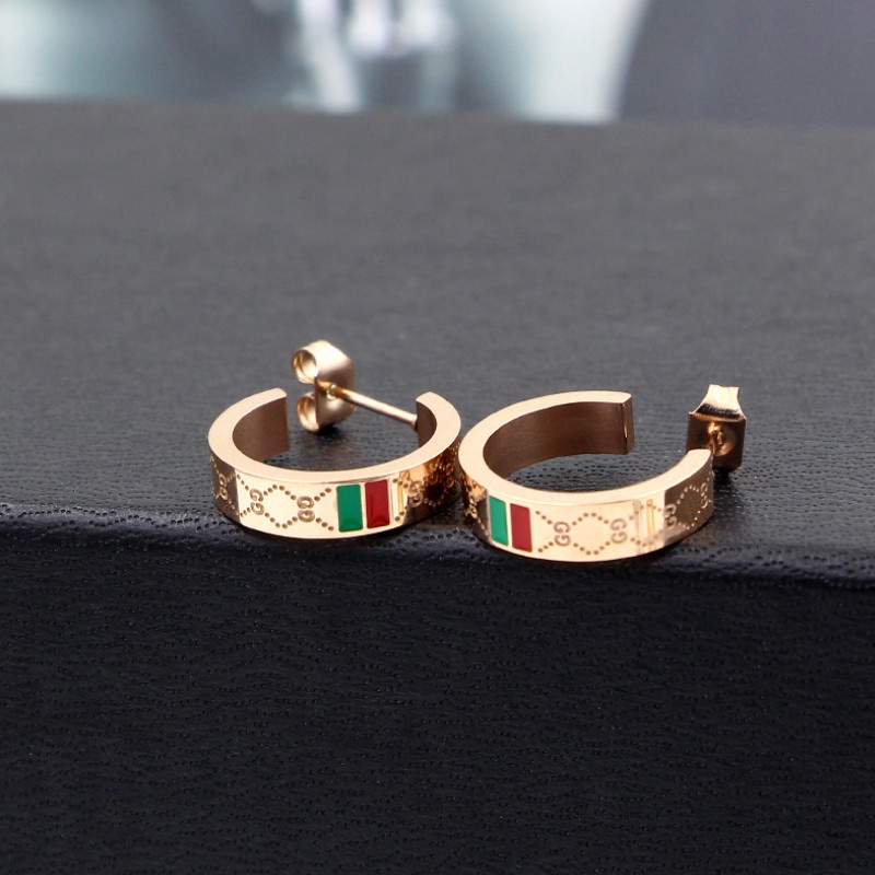 Bông Tai Hình Chữ C Titan Ko Han Rỉ TT 3813