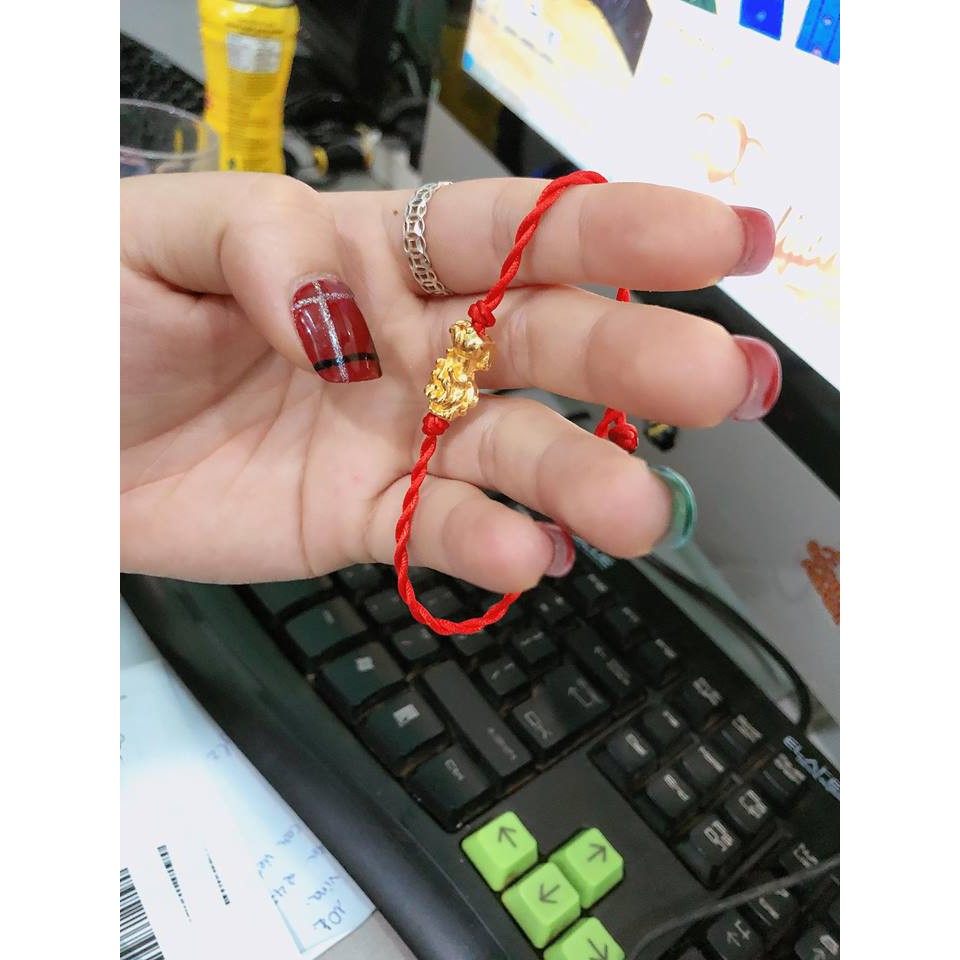 Vòng tay chỉ đỏ tì hưu