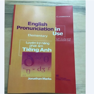English Pronunciation in Use Elementary - đen trắng - bìa màu như hình - Khổ A4