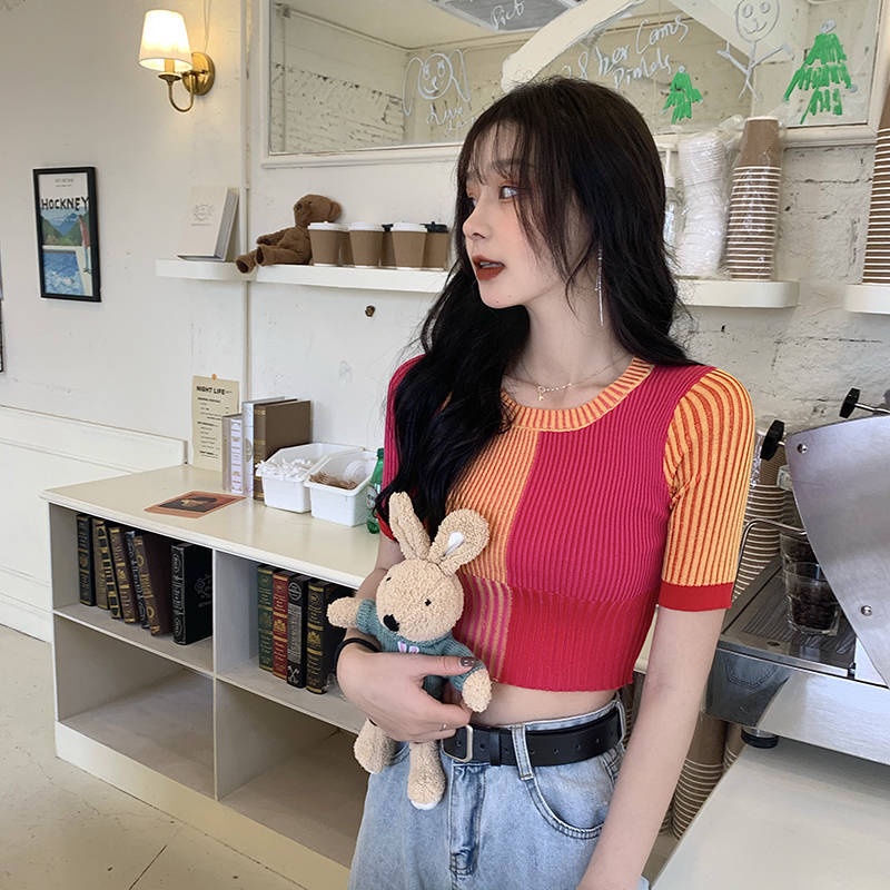 Áo Thun Tay Ngắn Họa Tiết Kẻ Sọc Cầu Vồng Phong Cách Hàn Quốc Thời Trang Mới 2022 Dành Cho Bạn Nữ