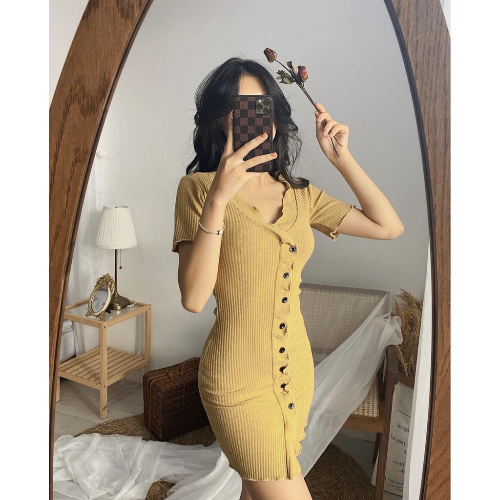 Đầm body bèo nút tay ngắn ôm body I HHVINTAGE
