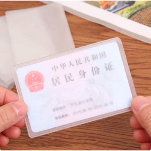 Set 10 túi bọc bảo vệ thẻ ngân hàng, thẻ tên chống nước DT02 Clovershop68