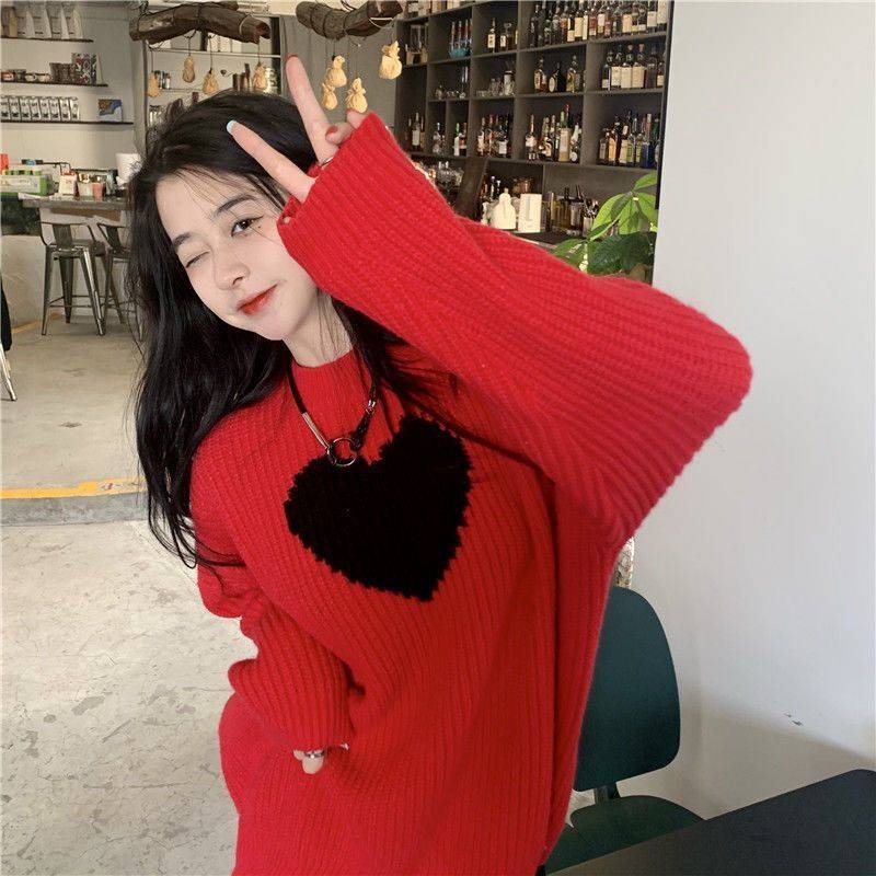 Áo Sweater Cổ Tròn In Hình Trái Tim Xinh Xắn Cho Nữ