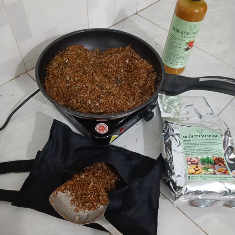 Muối thảo dược chườm bụng giảm mỡ sau sinh