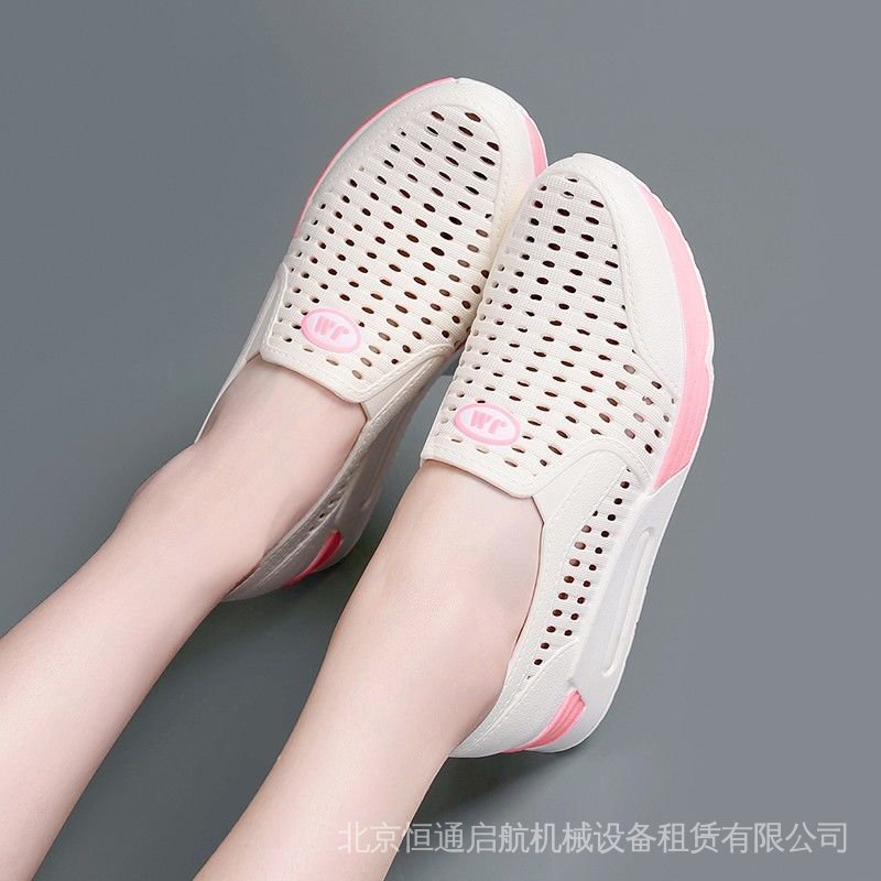 Giày sandal nhựa mềm đế dày siêu mềm chống trượt khử mùi thoáng khí cho nữ