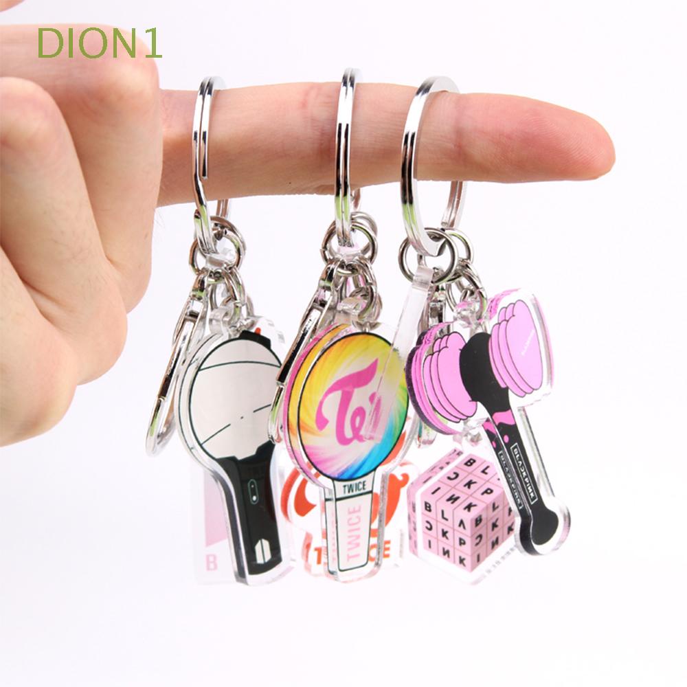 Móc Khóa Acrylic Hình Nhóm Nhạc Exo Got7 Twice Seventeen Dễ Thương