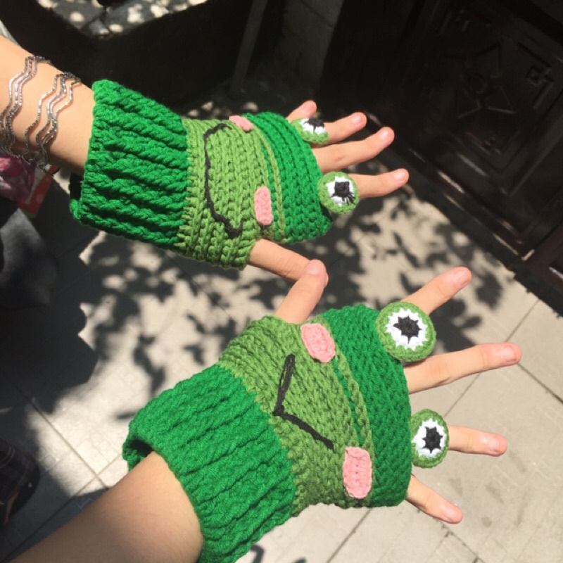 Găng tay len hình con ếch đáng yêu ngộ nghĩnh