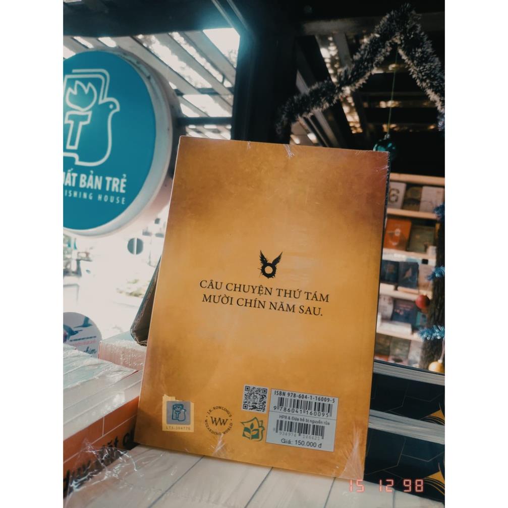 Sách - Harry Potter và Đứa trẻ bị nguyền rủa (Phần 1 và 2) - NXB Trẻ