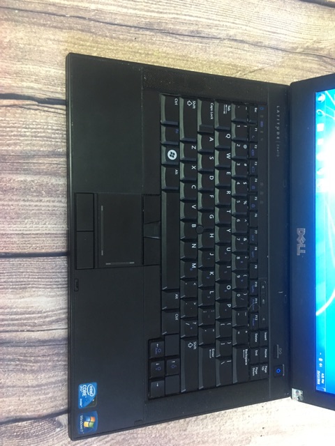 Dell E6410 Chip I5 ram 4g ổ 250g màn 14 inch có camera dùng học hành làm việc văn phòng ok