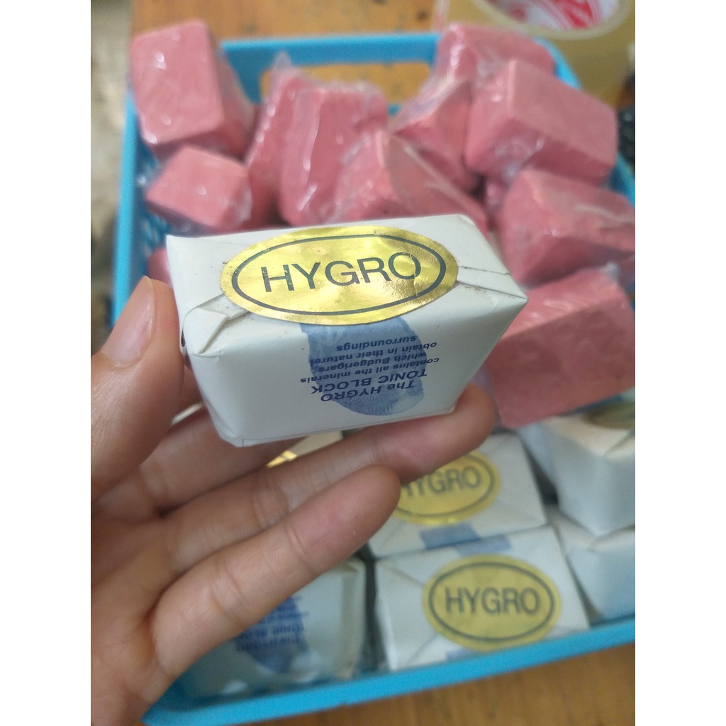 VIÊN KHOÁNG CANXI TRẮNG  / ĐỎ  CHO CHIM VẸT