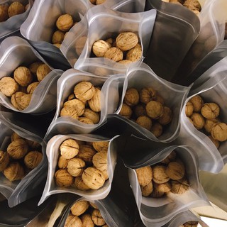 ÓC CHÓ MỸ 1000gr ( tặng kìm tách vỏ)