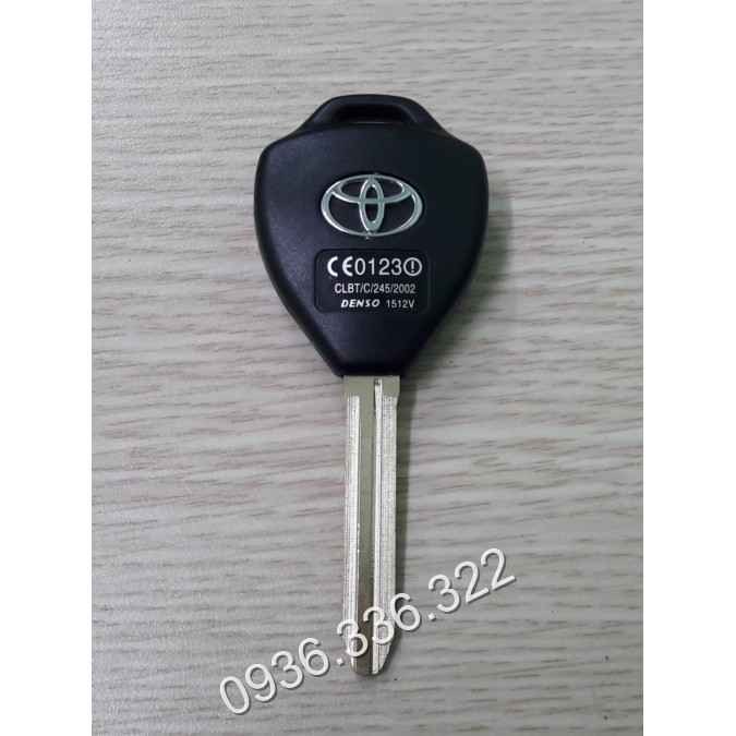 Vỏ chìa khóa Toyota Corolla Altis, Innova, Fortuner, Hilux (3 nút)