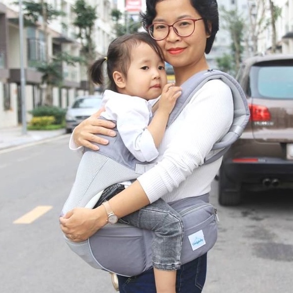 Địu cho bé  𝑭𝒓𝒆𝒆𝒔𝒉𝒊𝒑  Địu ngồi cao cấp 4 tư thế 2 trong 1 AIR MESH Comfybaby CF818