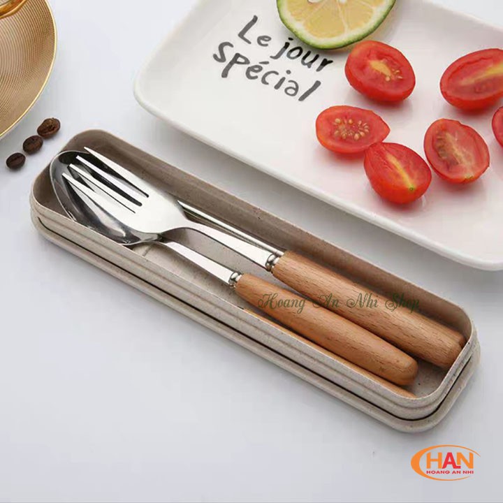 Bộ thìa muổng inox cán gỗ cao cấp có hộp đựng lúa mạch tốt cho người dùng