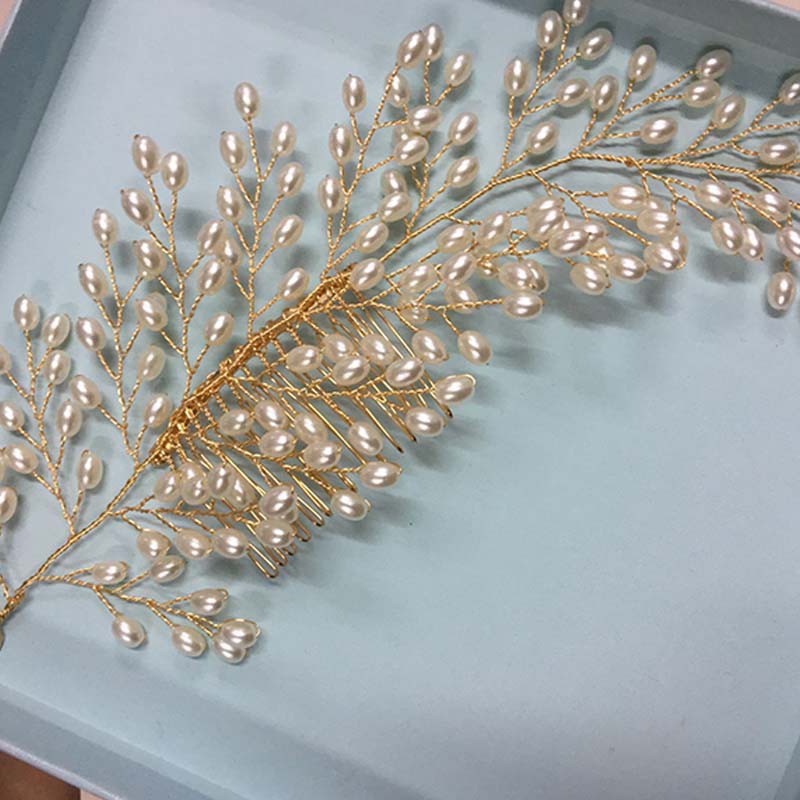 Lược cài tóc thiết kế sang trọng quý phái cho cô dâu