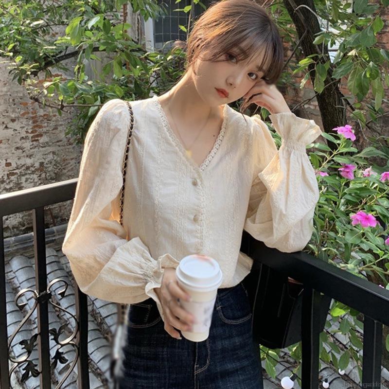 Áo Sơ Mi Dài Tay Cổ Chữ V Phối Ren Xinh Xắn Cho Nữ