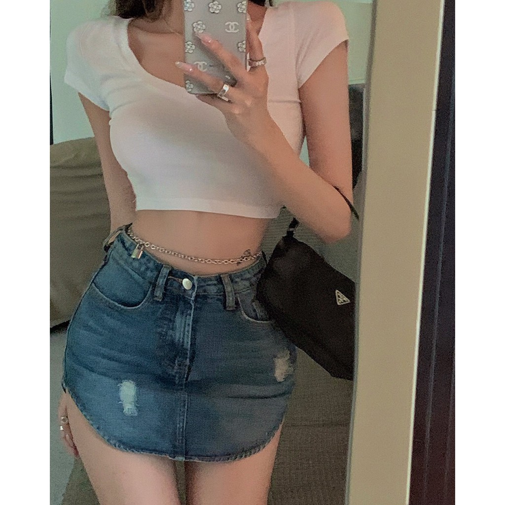 Chân váy jean ngắn lưng cao phong cách cao bồi cá tính | BigBuy360 - bigbuy360.vn