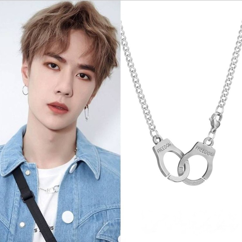 Dây chuyền không gỉ thời trang chất liệu titan không mất màu mặt còng số 8