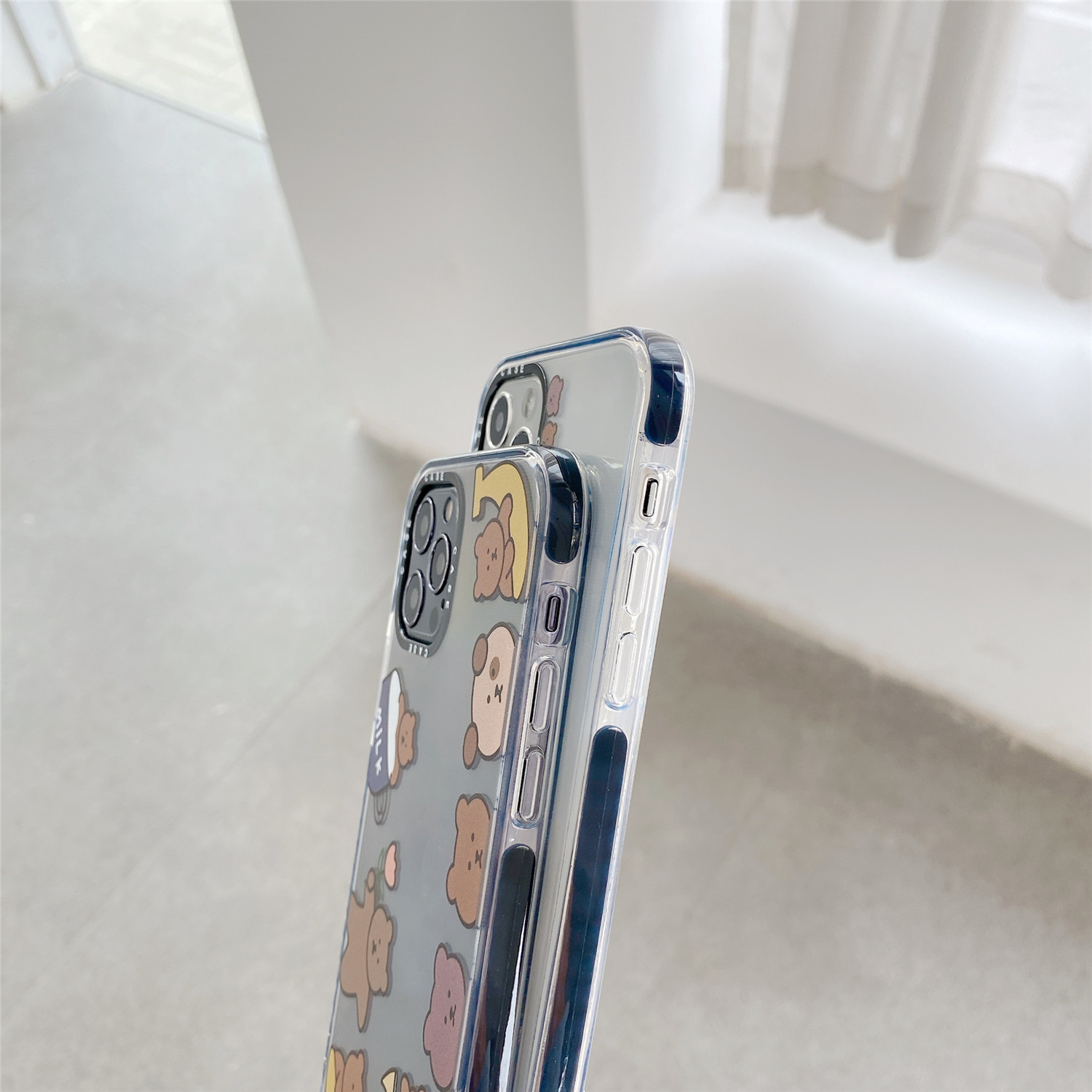 Ốp điện thoại silicon mềm hình gấu bảo vệ camera cho iPhone 12pro max 12mini 11 Pro 11Pro Max XS Max XR SE 7 8 Plus | BigBuy360 - bigbuy360.vn