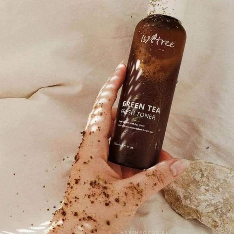 Nước Cân Bằng ISNTREE Green Tea Fresh Toner Phục Hồi Da Chiết Xuất Trà Xanh 200ml