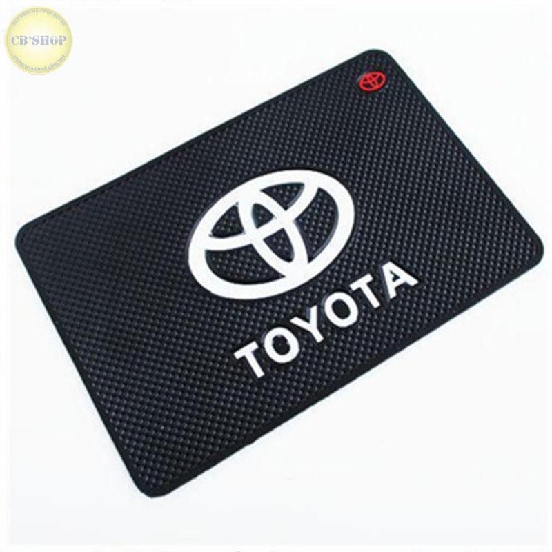 Miếng dán chống trượt cho điện thoại trên oto có logo TOYOTA