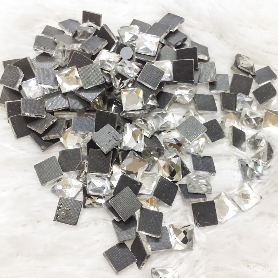 Đá vuông ủi áo dài váy đầm sticker xoàn nhiệt hong kong cao cấp nhiều màu size 8mm