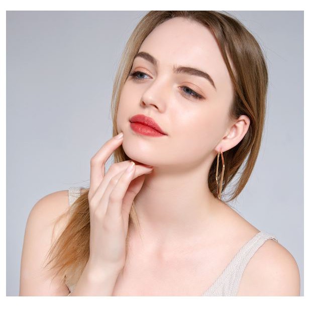 M 28 Hoa tai khuyên vuông thời trang cá tính