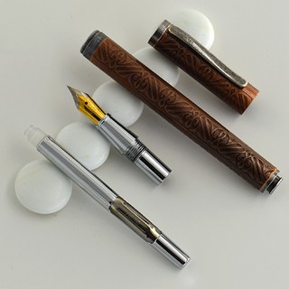 Bút máy vỏ đồng ngòi 0.5mm phong cách cổ điển sang trọng