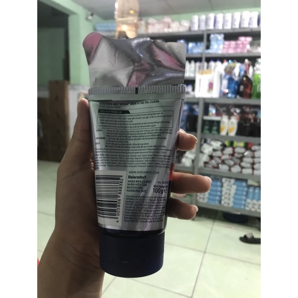 Sữa rửa mặt Nivea men ance oil clear chai 100g