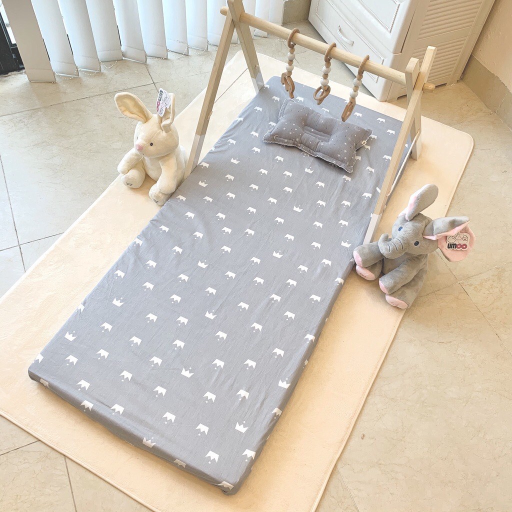 Ga giường nhựa Holla bọc nệm xơ dừa size 60x140x5 cm ( nhận may theo mẫu vải và size yêu cầu)