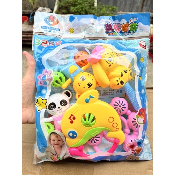 Set lục lạc cho bé
