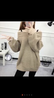Áo len trễ vai