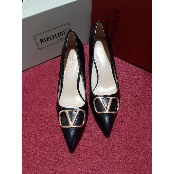 Order giày cao gót bigsize 33-43