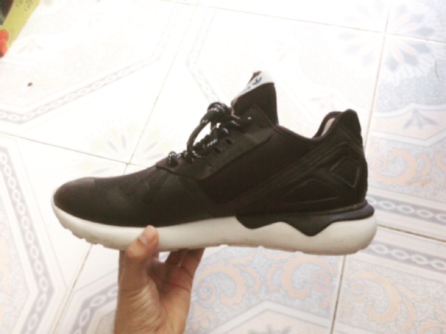 Giày chính hãng giá rẻ Adidas tubular runner