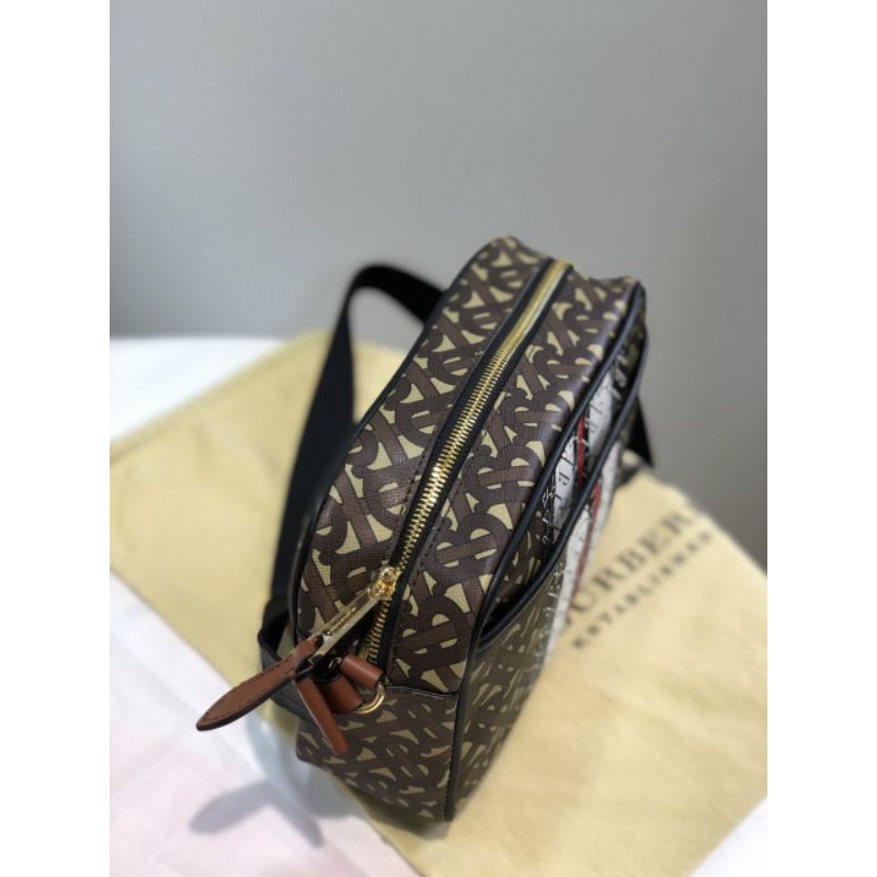 Túi Burberry