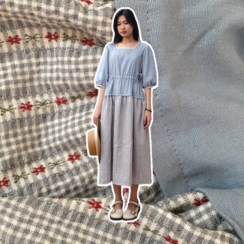 Đầm cổ vuông phối màu vải linen và thô dệt -by savanna