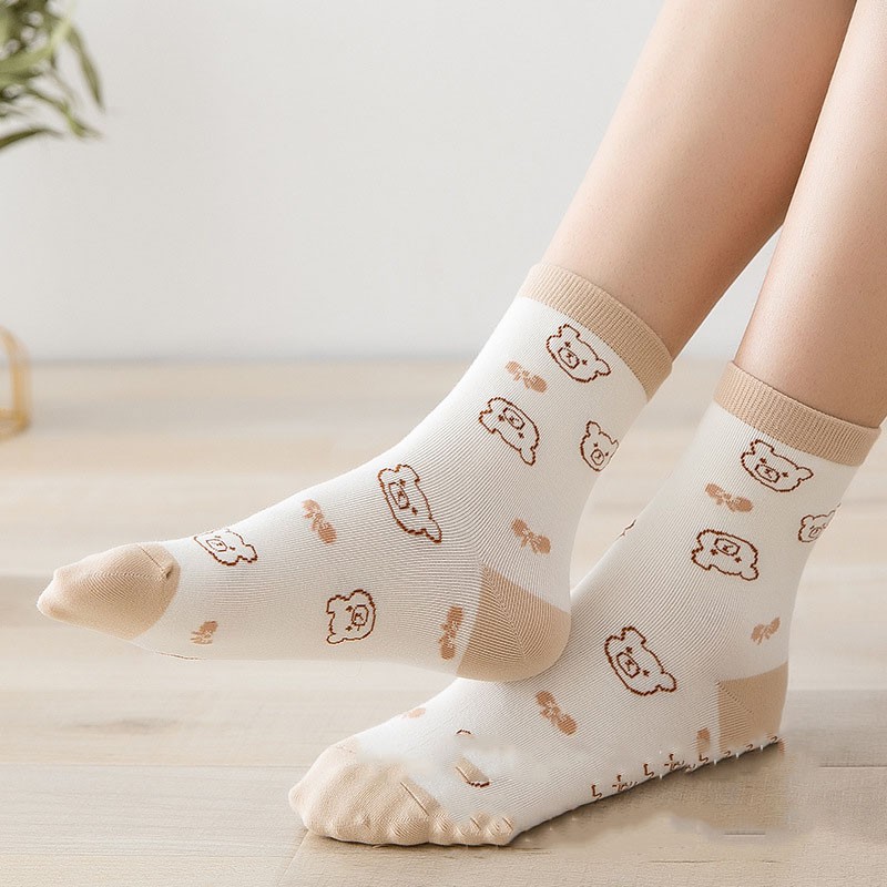 Tất cổ cao, vớ cổ cao nữ họa tiết hình gấu vải len tăm co giãn thời trang Hàn Quốc