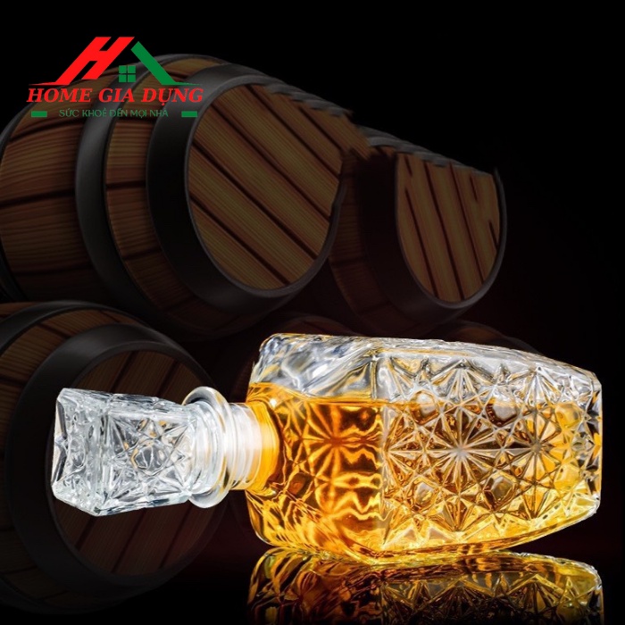 Bình Đựng Rượu Thủy Tinh Cao Cấp 750ml. Mẫu Vuông Vát Đáy Hoa Văn Sang Trọng