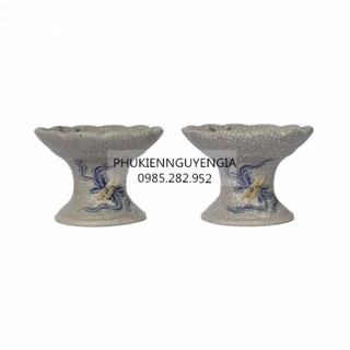 Bộ 2 Chân nến thờ sứ Bát Tràng đắp nổi hoa sen - Men rạn cổ
