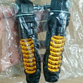 Gác chân CNC cho Raider