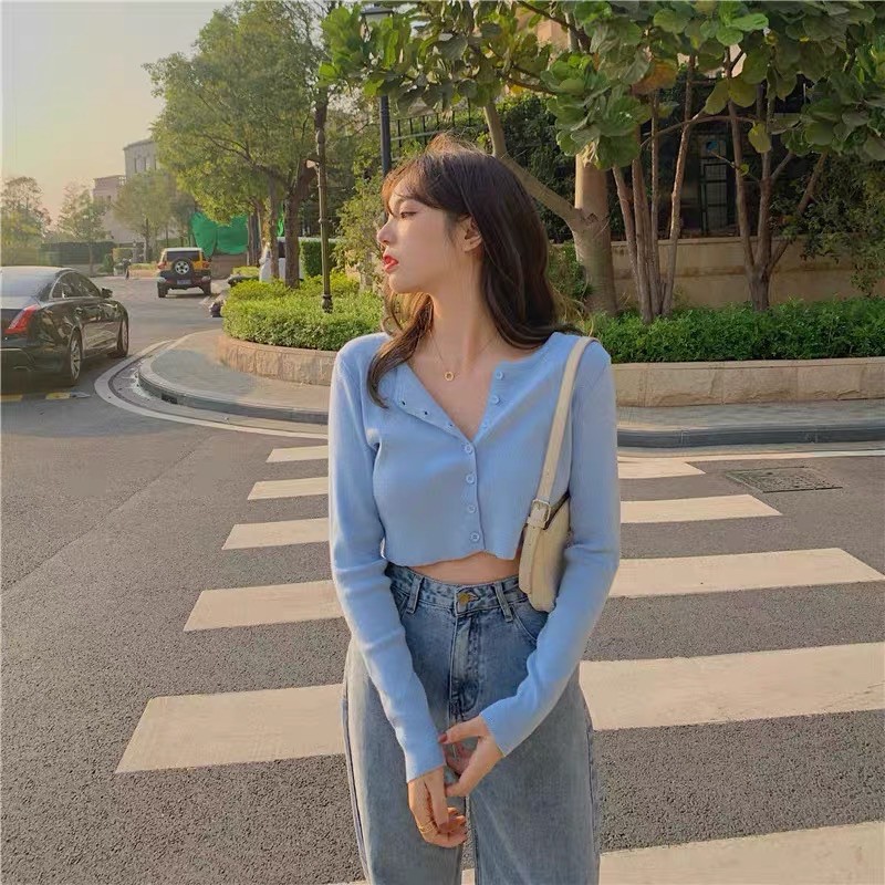 áo len mông dài tay dáng croptop cài khuy basic (7207#)