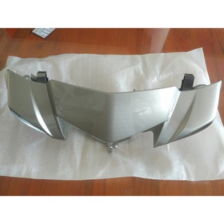 Ốp đầu trước (Nắp trước tay lái) Sirius hello bạc