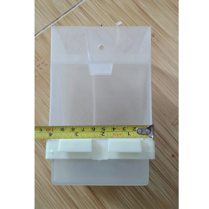 1 CÁI KHAY ĂN CHỐNG VẢY 2 NGĂN CAO CẤP NHẬP KHẨU CHO CHIM,VẸT,YẾN PHỤNG