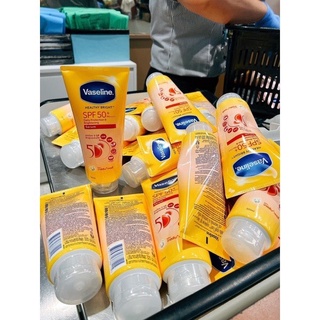 Sữa Dưỡng Thể Vaseline Perfect Serum 50X Tuýp 320ml (mẫu mới)