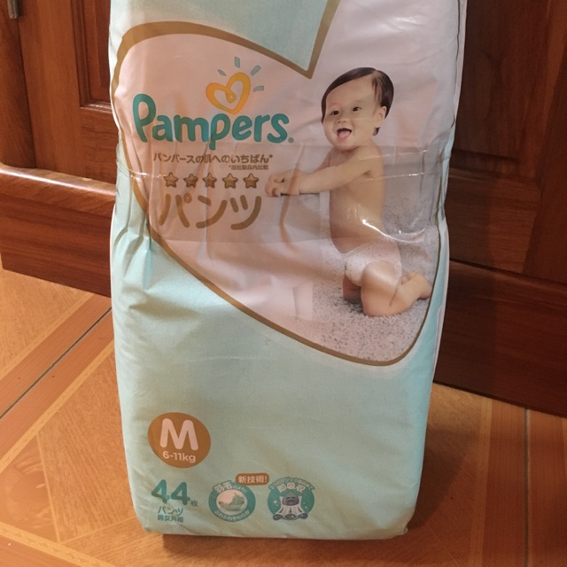 Bỉm quần Pamper nội địa Nhật size M44 + Huggies