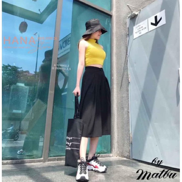 Quần lửng nữ ống rộng suông xếp ly giả váy cạp lưng cao  2 màu đen trắng - Vải Đũi - mặc dài qua gối