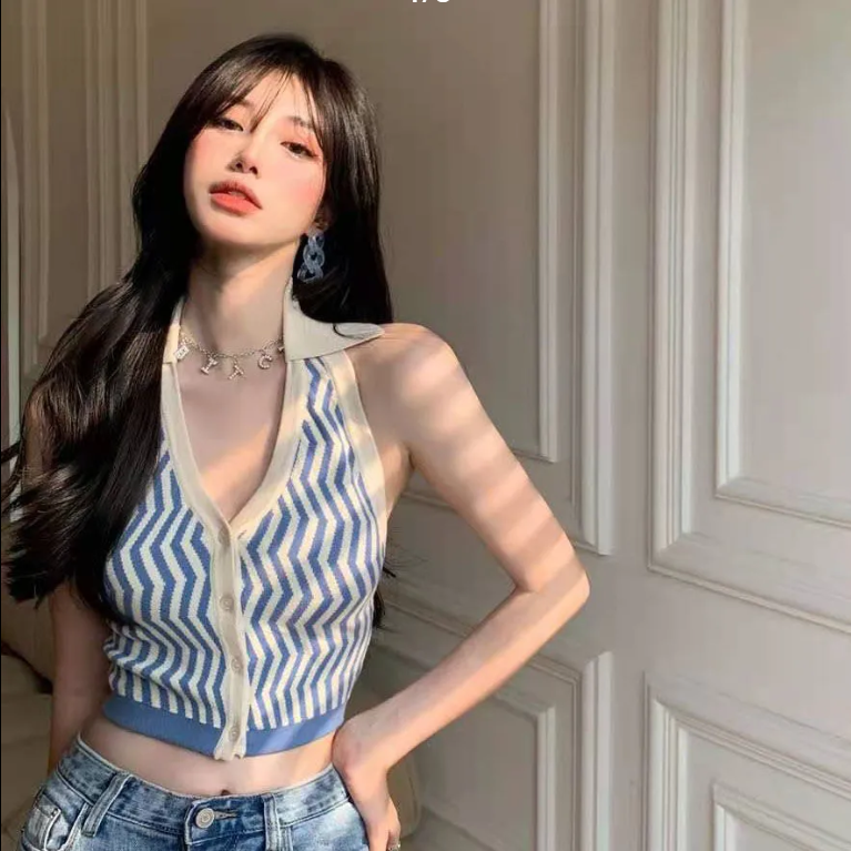 Áo cổ yếm chữ V phối sọc hở lưng thời trang dành cho nữ