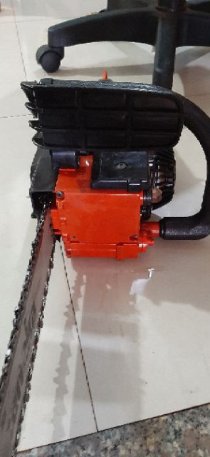 Máy cưa xích tanaka 3350 hàng bãi nội địa nhật